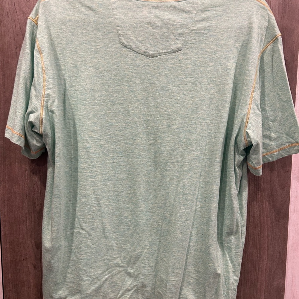 Robert Graham Light Green Short Sleeve Tee - Picture 3 of 3